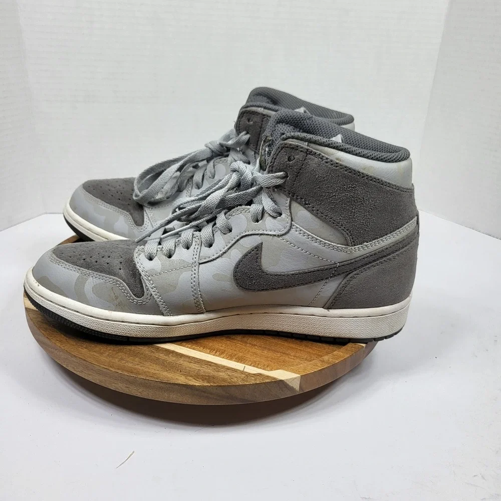 Jordan Air Jordan 1 Retro High Mens 8 Grey Camo Good 3M Reflective AA3993-027